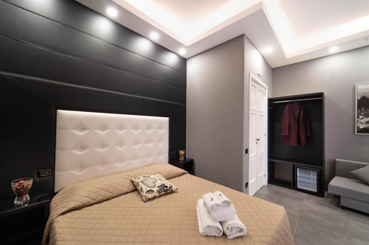 Royal House Napoli Centro, By Clapa Group Hotel Exterior foto